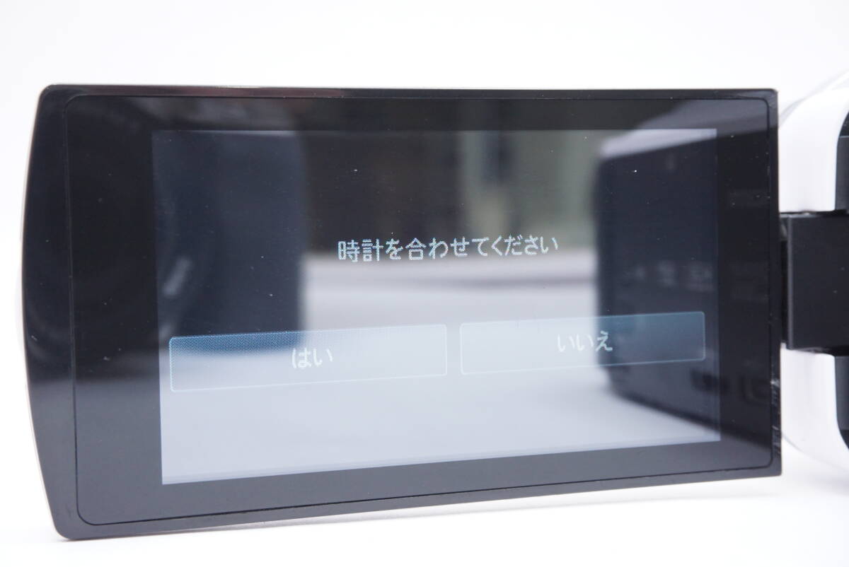 ▽JVC ジェーブイシー Everio GZ-E565-w デジタルビデオカメラ (バッテリー・取説・元箱付)_画像6