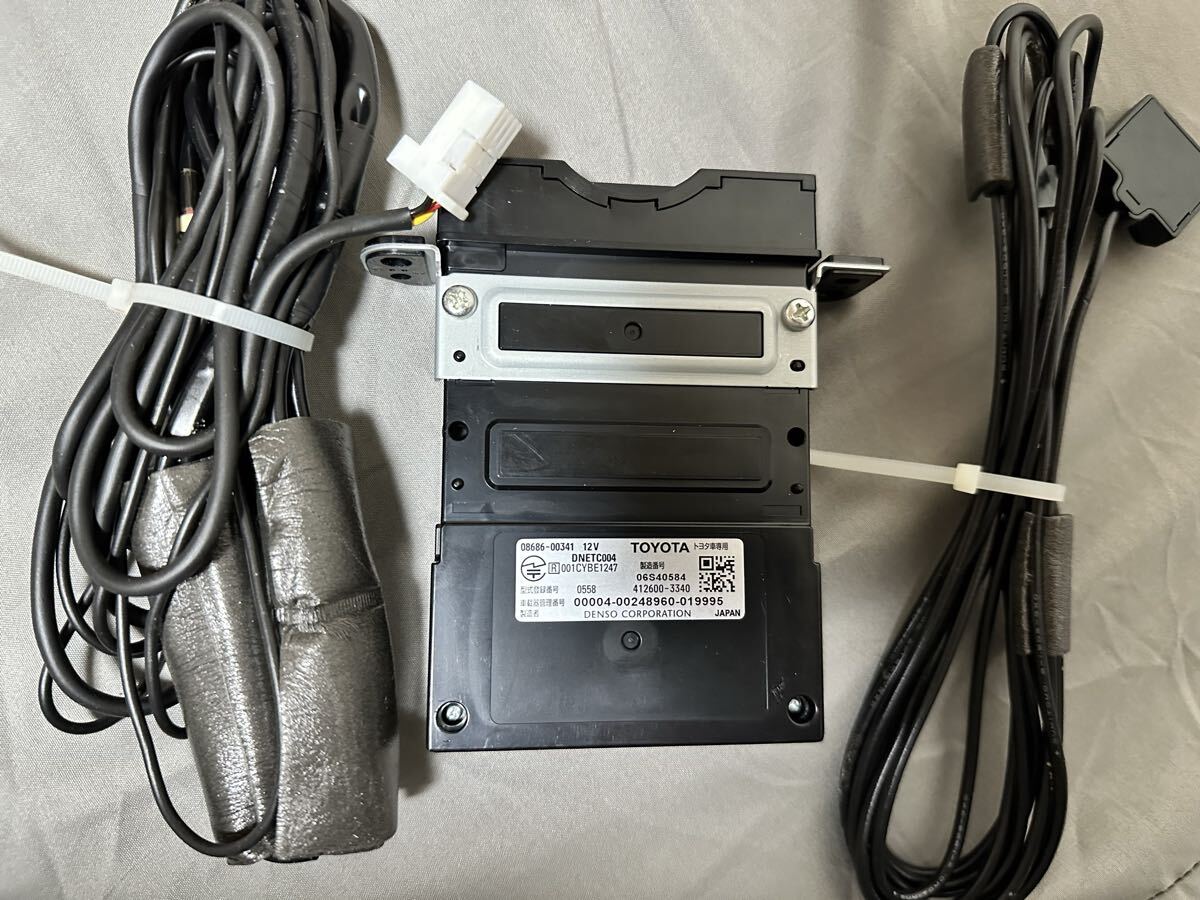 トヨタ純正ナビ連動ビルトインETC車載器デンソー製 DNETC004_画像1