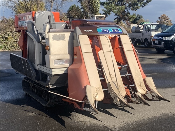 青森発 クボタ コンバイン SR25 始動確認済み 袋取り 3条刈 ディーゼル 水平制御 売切!!_画像1