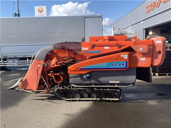 青森発 クボタ コンバイン SR25 始動確認済み 袋取り 3条刈 ディーゼル 水平制御 売切!!_画像5