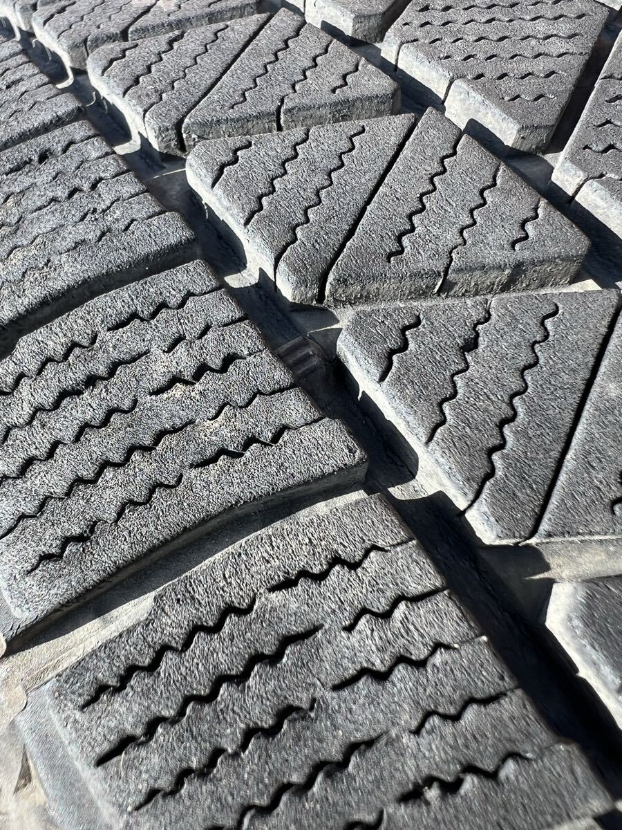 国産 2023年製 スタッドレス 215/45R17 4本 ブリジストン ブリザック VRX3 30 50プリウス ハチロク BRZ カローラツーリング_画像9