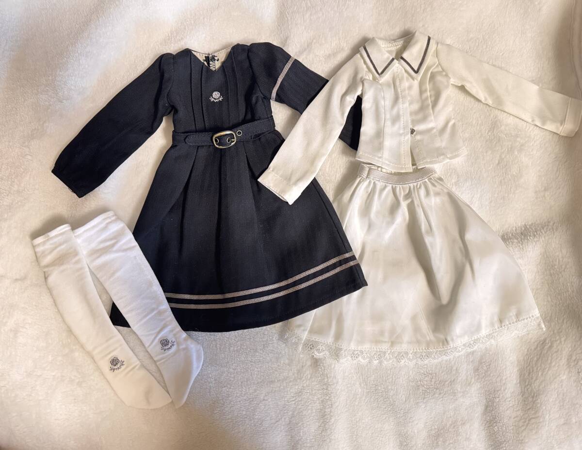 MSD SDM女子サイズ 灰ばら女学院 初等科冬制服 靴下　ケープコート 帽子 ボークス製_画像1