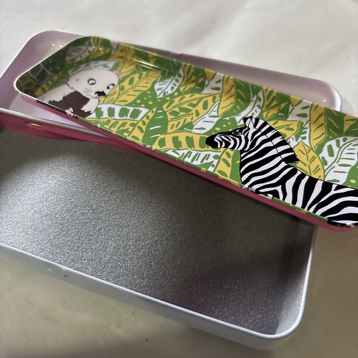 ジャングルの王者　ターちゃん　 筆箱 缶ペンケース 当時物 カンペン 昭和レトロ 文房具　レア漫画_画像3