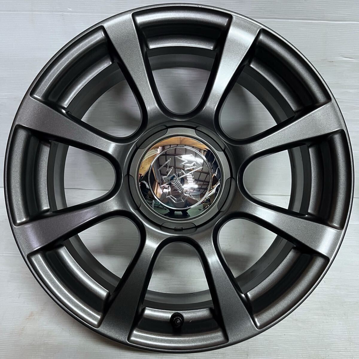 美品!センターキャップ付★アバルト 595 純正 8スポーク★PCD98 6.5J+35★ABARTH FIAT フィアット 500 500C 500S チンクエチェント プント_画像3