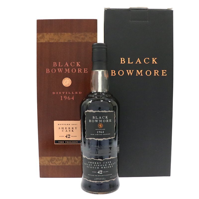 ◆ 未開栓 / 送料無料 ◆ BLACK BOWMORE ブラックボウモア 42年 1964 シェリーカスク 世界827本限定 ◆ 700ml / 40.5% ◆ 木箱 紙箱 ◆_画像1
