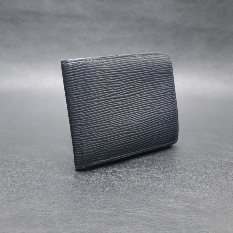 ★【中古】 ルイヴィトン M61825 ポルトフォイユ ミュルティプル 【LOUIS VUITTON】 エピ ブルーマリーヌ 2つ折り財布 札入れ_画像2