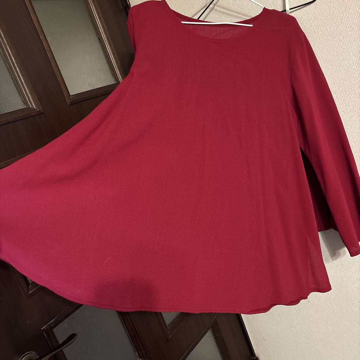 MOGA BIGI セットアップ(スカーととブラウス) レッド　7サイズ(S) 100% 毛 ストレチ_画像4