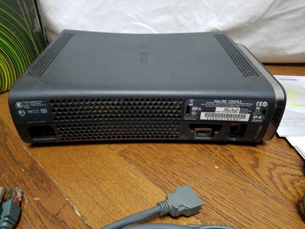 【おもちゃ】 XBOX 360 E CONSOLE 本体 ブラック (箱付き欠品有り）　簡易動作確認済み_画像7