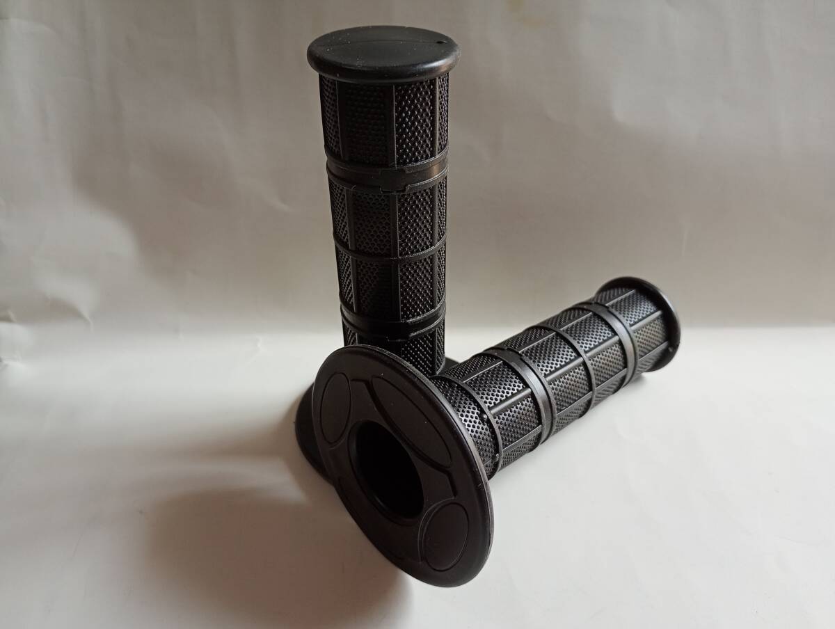 倒産処分!モトクロスグリップ WR250R X CRF250L/M セロー225/250 トリッカー CRM50/250R KLX125/230/250SR DトラッカーX XR230/250 XLR250R_画像1