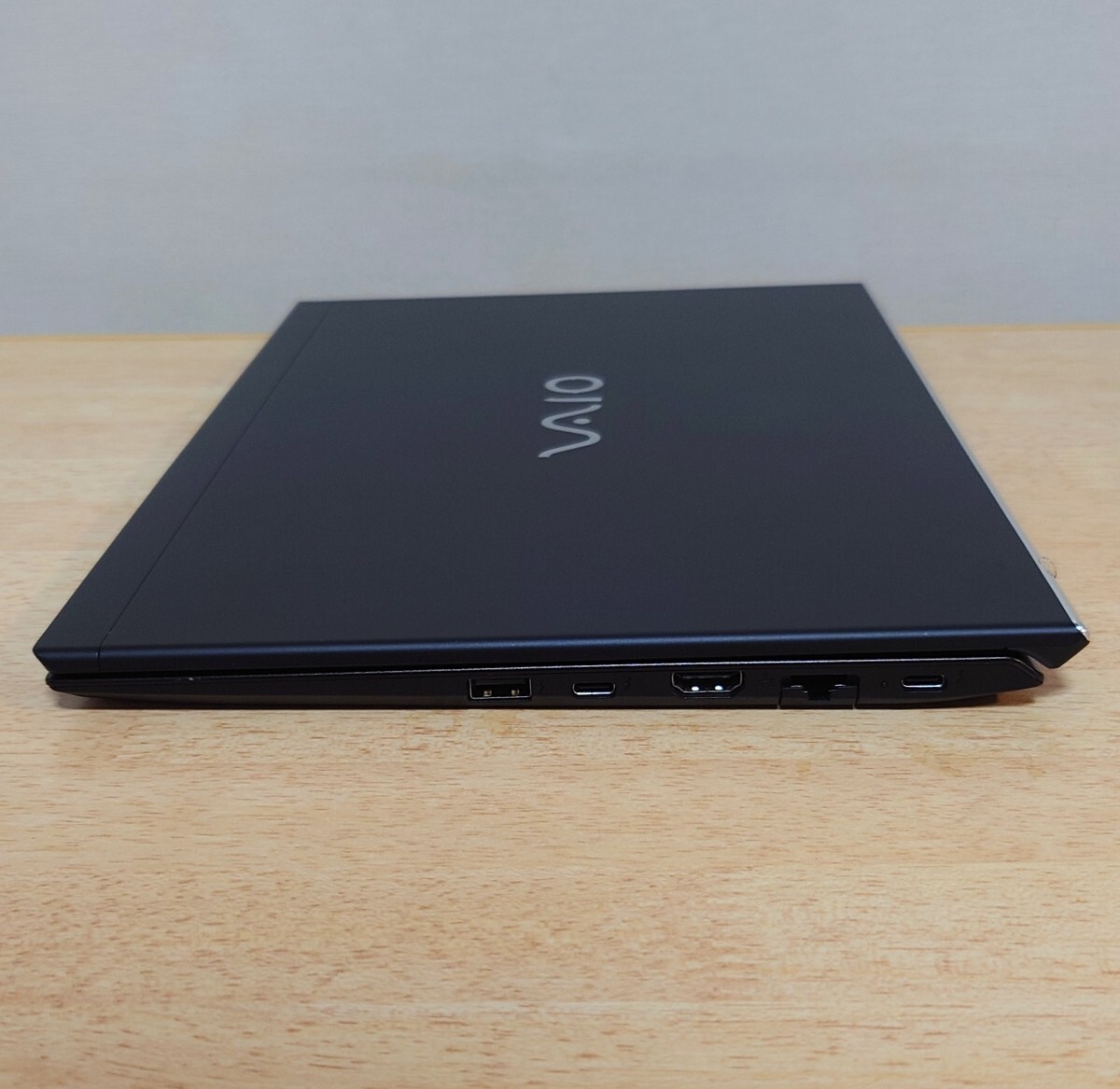 【ほぼ未使用】VAIO Pro PK 第11世代i5 16GBメモリ 顔認証 バックライト付きキーボード 日本製_画像7