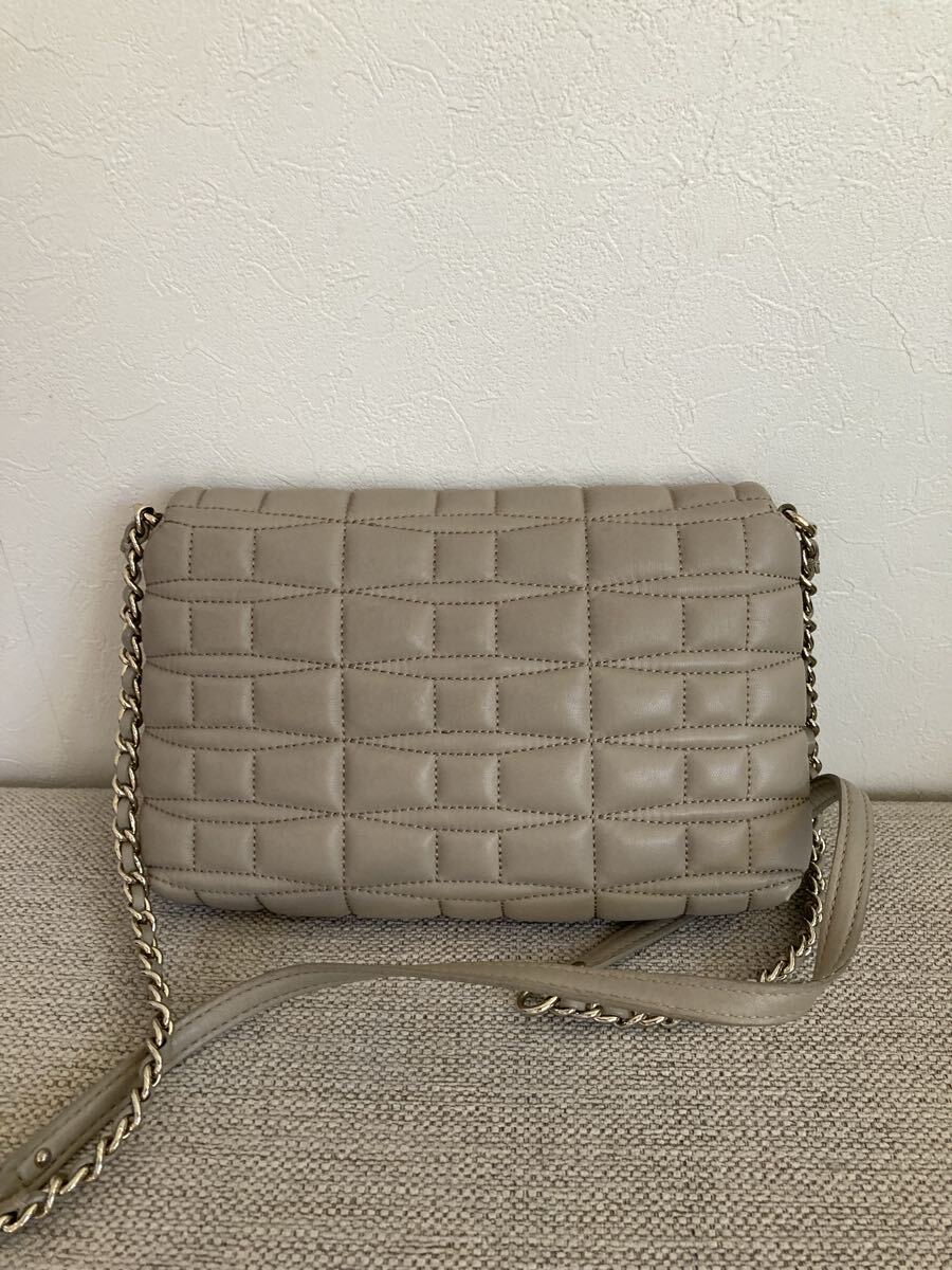 未使用　Kate spade ショルダーバッグ　ベージュ　ブランド_画像3