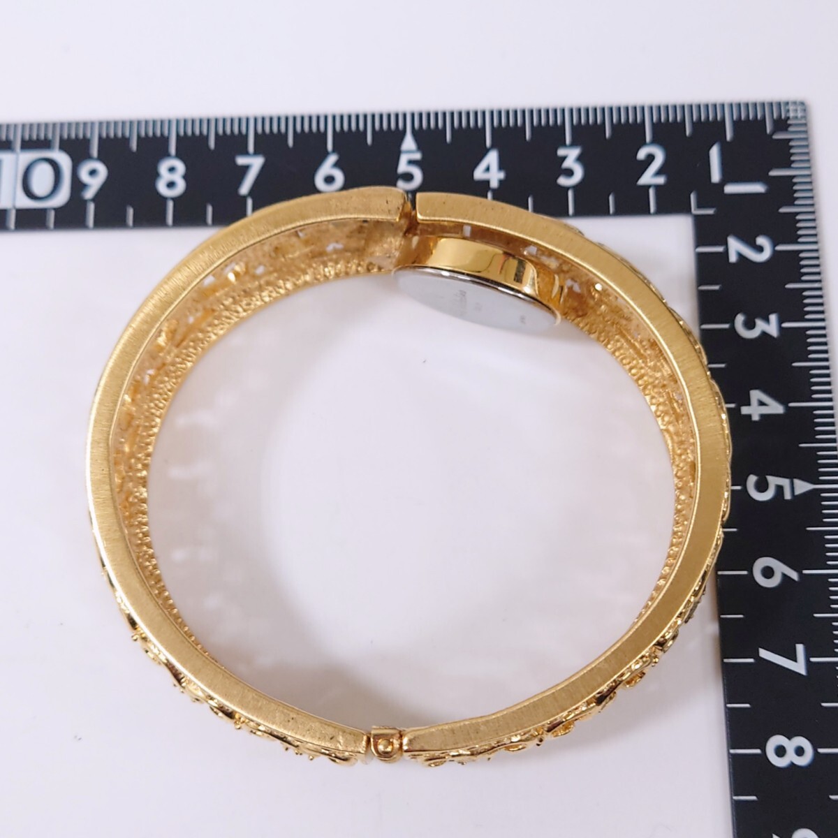 ジョバンニバレンティノ 　ブレスレット 　ウォッチ ゴールド 　不動　　Giovanni VALENTINO　　不具合あり_画像9