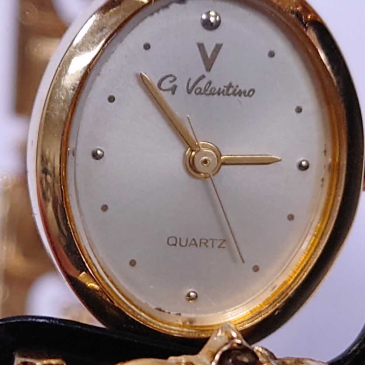 ジョバンニバレンティノ 　ブレスレット 　ウォッチ ゴールド 　不動　　Giovanni VALENTINO　　不具合あり_画像2