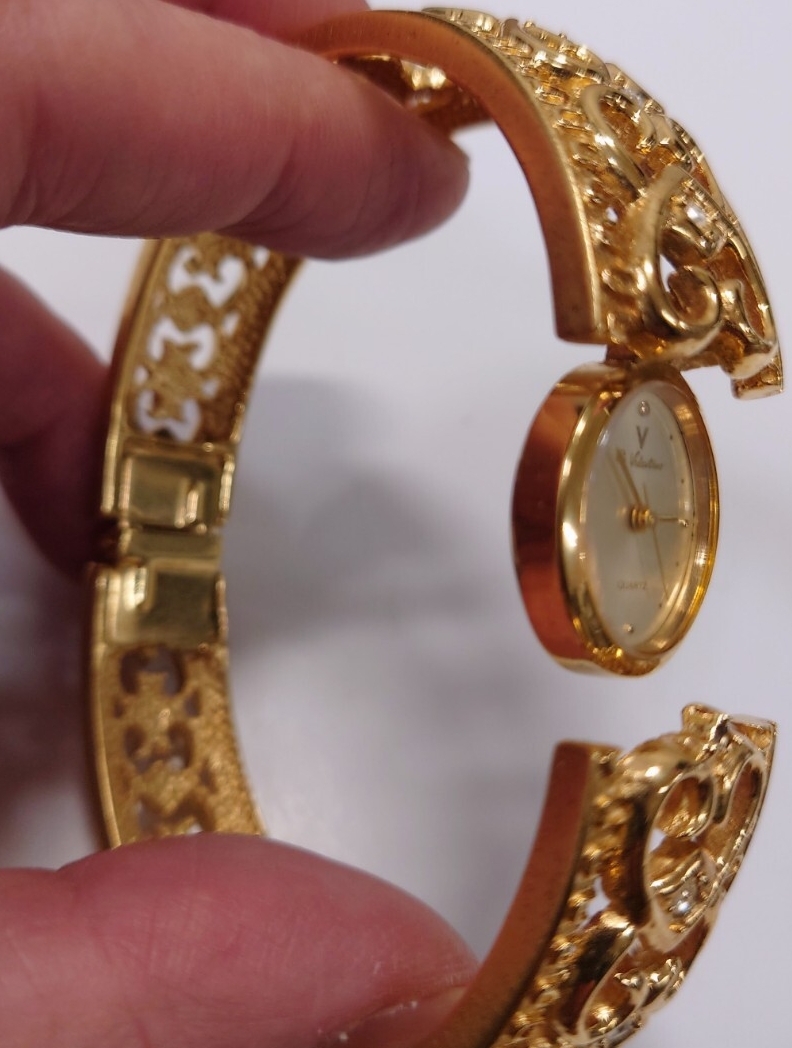 ジョバンニバレンティノ 　ブレスレット 　ウォッチ ゴールド 　不動　　Giovanni VALENTINO　　不具合あり_画像8