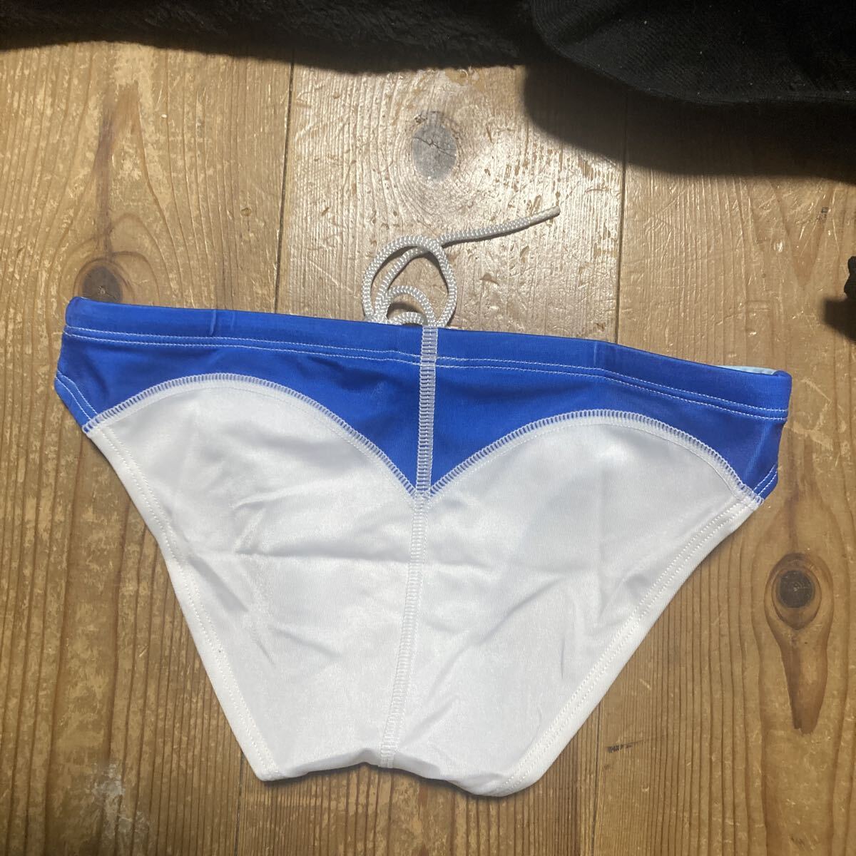 発送詳細説明読んで!! 　Sサイズ　新品　GX3　ジーバイスリー　★★冬福　1 水着_画像3