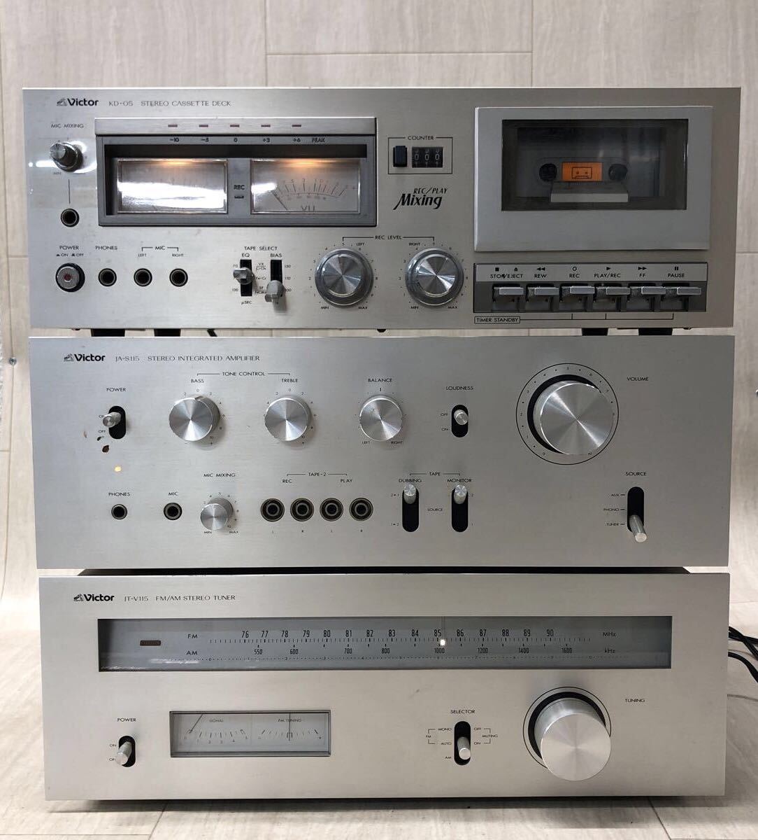 M534 ID-251118-1222 Victor ビクター KD-05 JA-S115 JT-V115 カセットデッキ プリメインアンプ FM\AMチューナー オーディオ機器_画像1