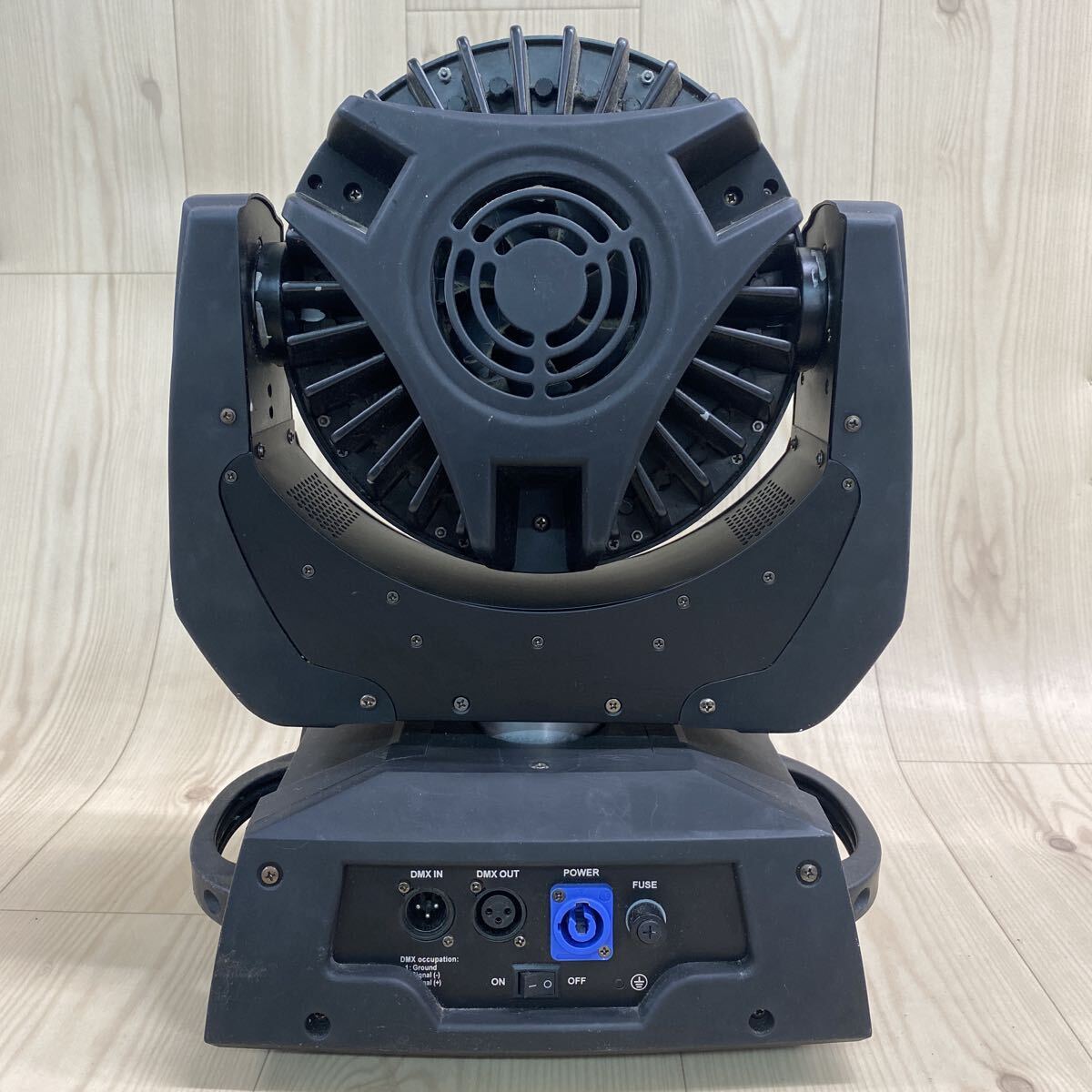 D70 SD-251107-553 LED MOVING HEAD PROFESSIONAL SHOW LIGHTING Mai шт. освещение подвижный светильник moving передняя фара освещение 