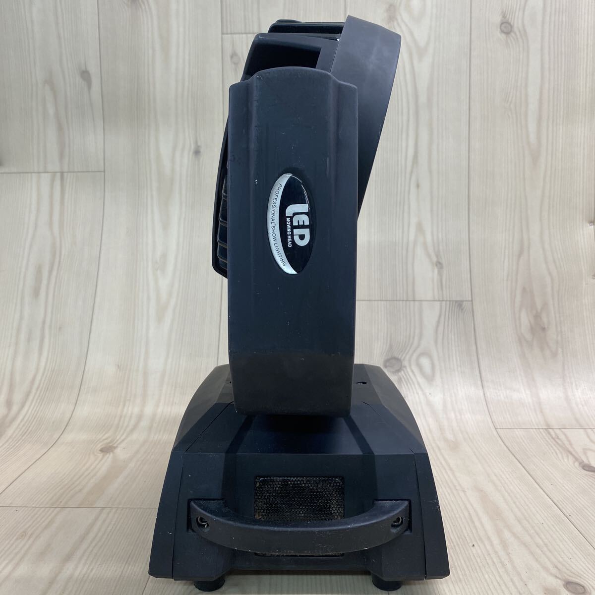 D70 SD-251107-553 LED MOVING HEAD PROFESSIONAL SHOW LIGHTING Mai шт. освещение подвижный светильник moving передняя фара освещение 
