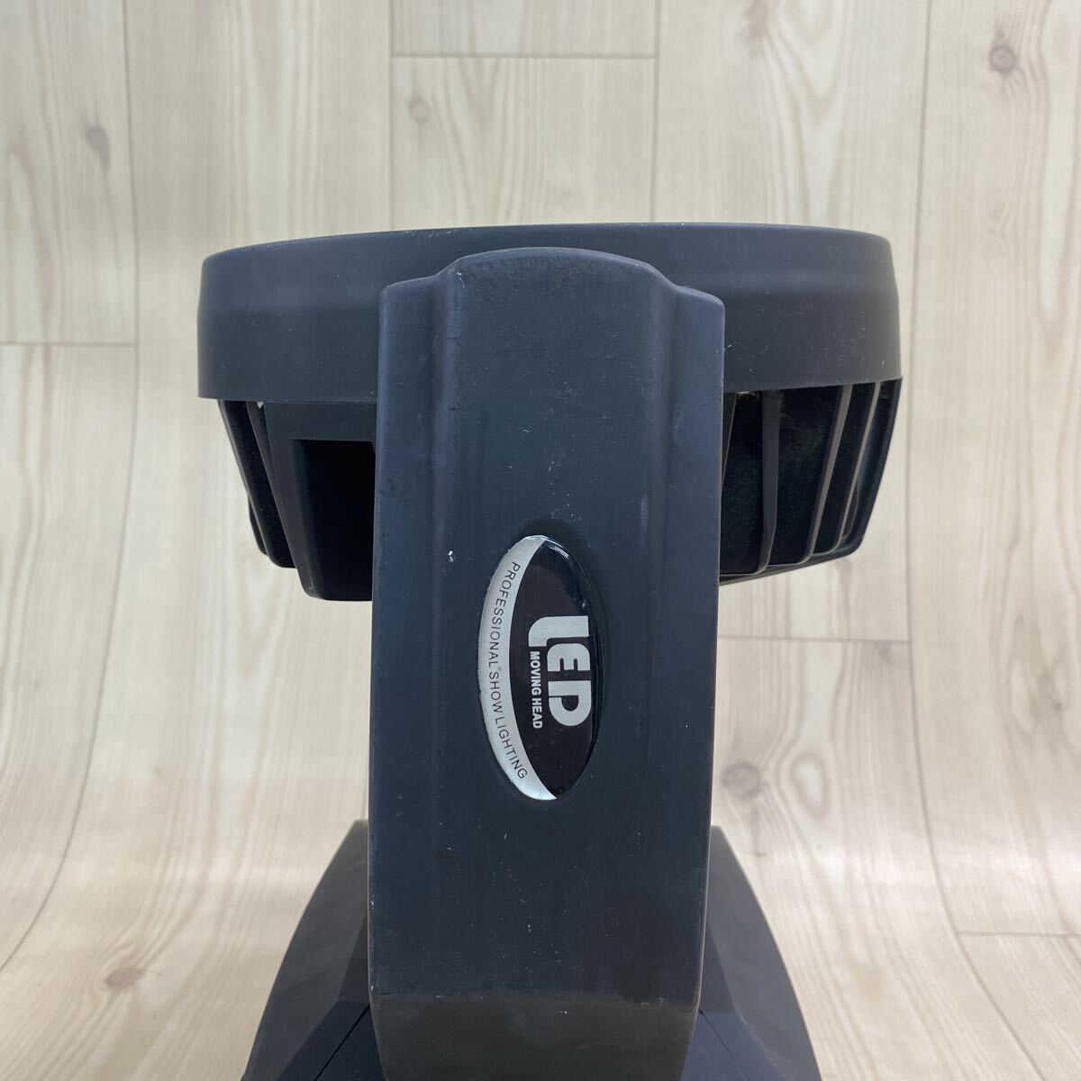 D70 SD-251107-553 LED MOVING HEAD PROFESSIONAL SHOW LIGHTING Mai шт. освещение подвижный светильник moving передняя фара освещение 