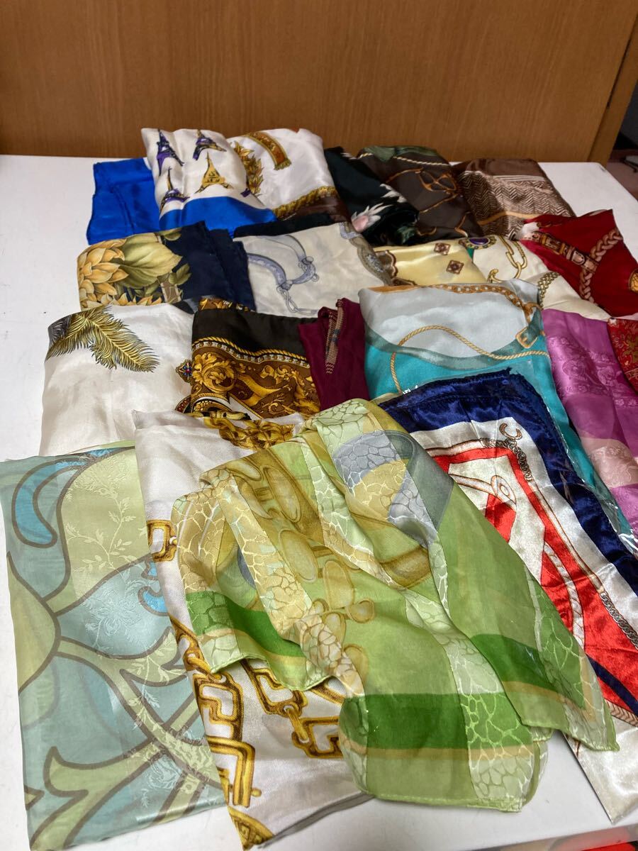 スカーフ ストール ブランド シルク ファッション小物 総柄 大判 まとめて 20枚　_画像4