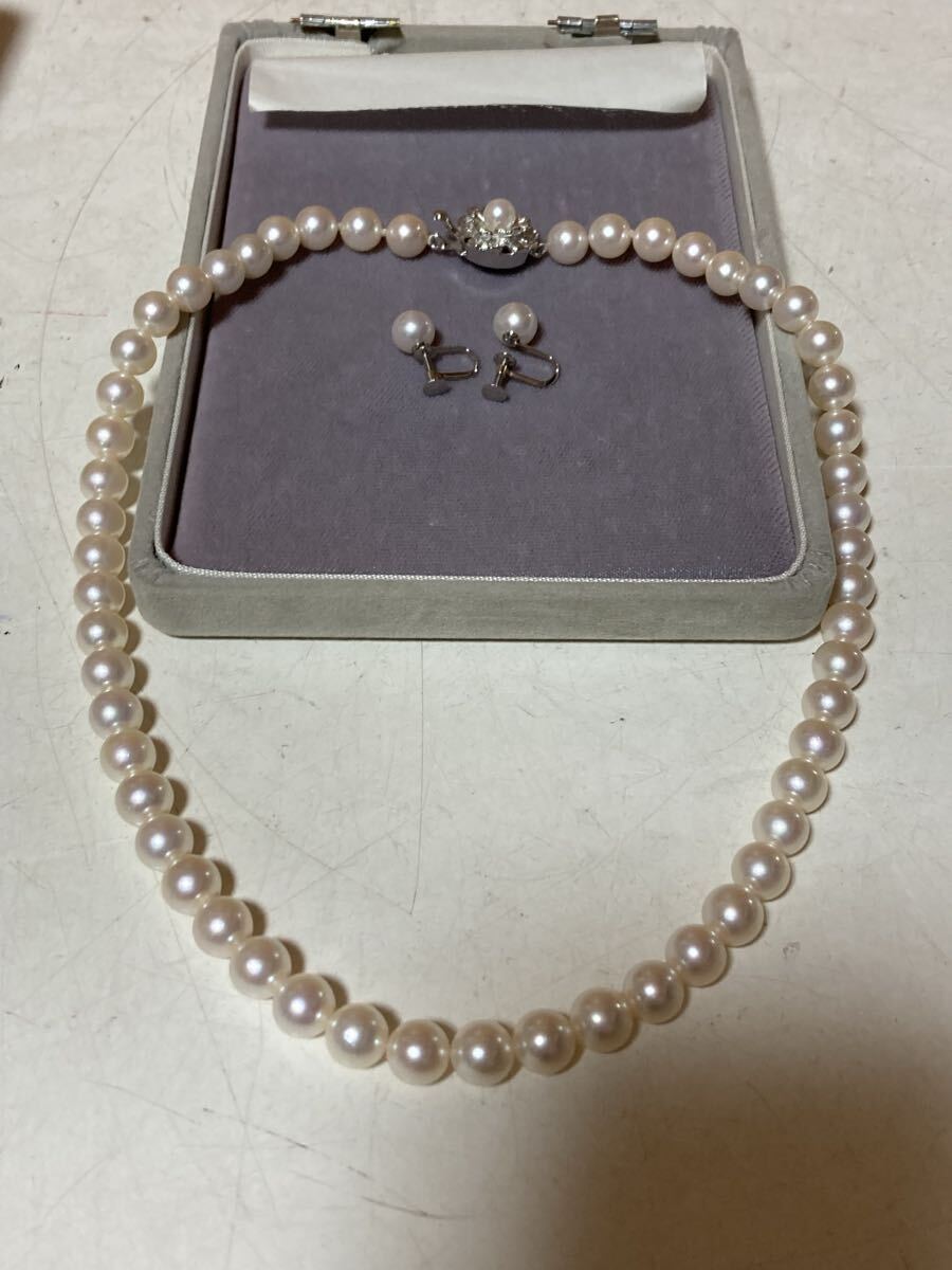 貴金属　宝石　アクセサリー　プラチナ pt900 ネックレス イヤリング パール 本真珠 真珠 SILVER 保管品　 パールネックレス_画像1
