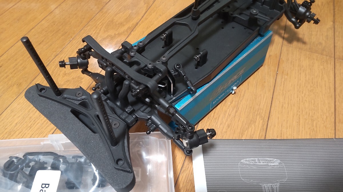 ヨコモ RD2.0 ルーキードリフト 未走行 数点オプション タイヤ付き_画像3