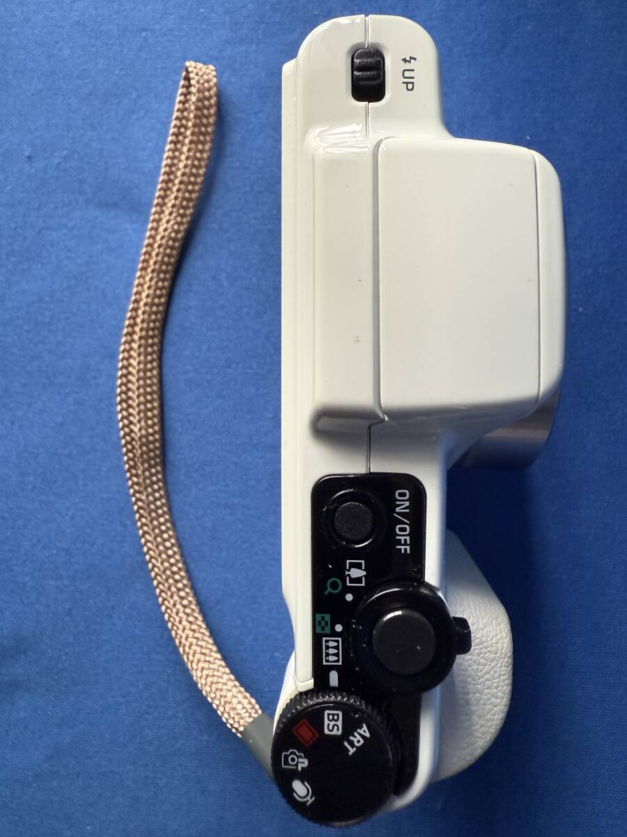 CASIO Casio * цифровая камера EXILIM*EX-H60WE*USED