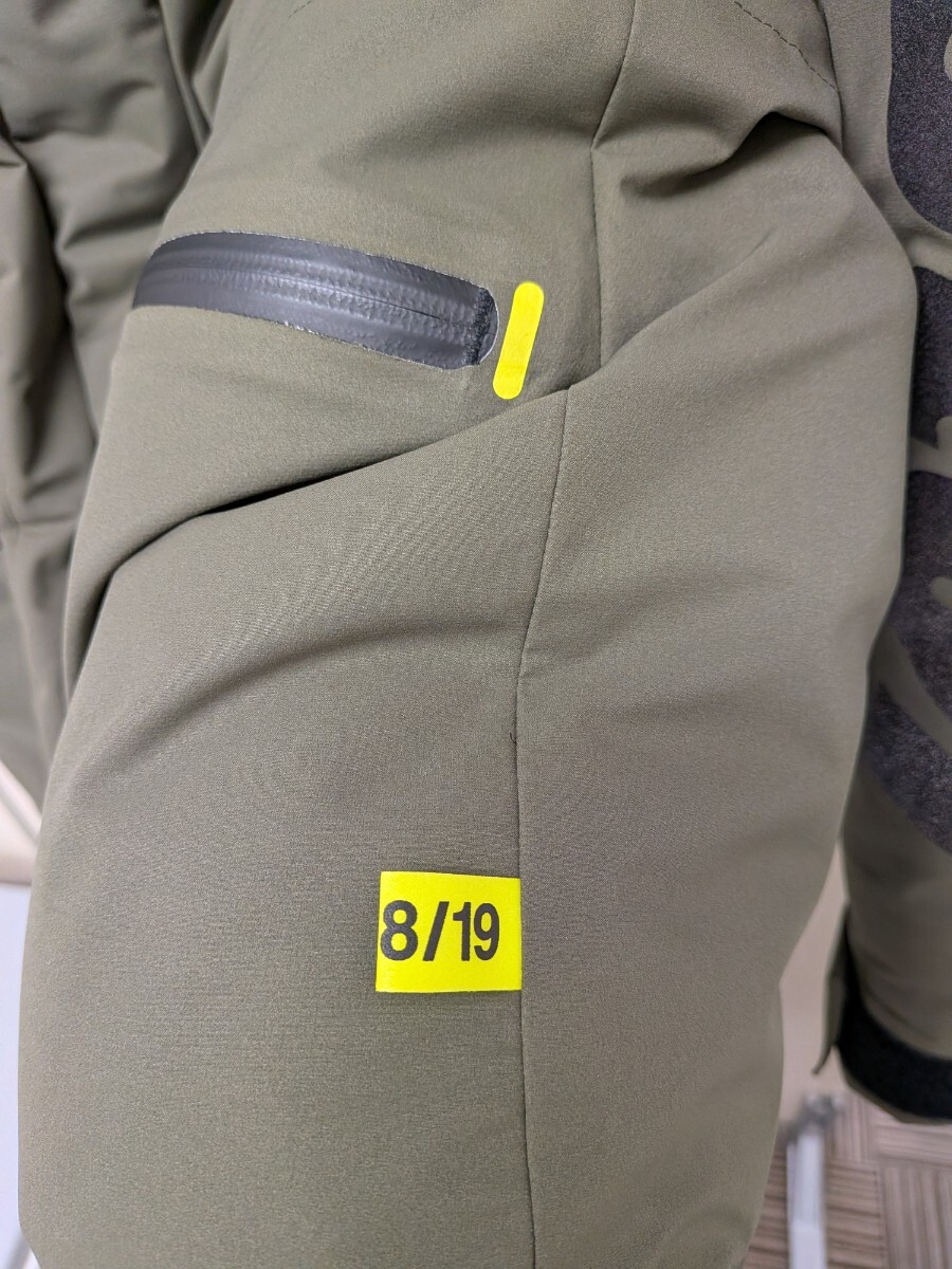 F.C.R.B. FCRB-189043 ダウン ベンチコート　_画像6