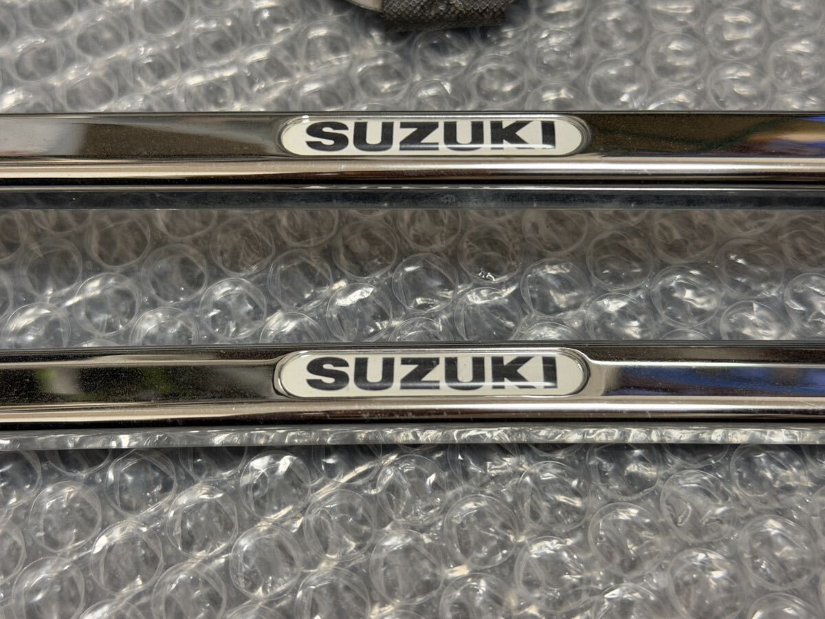 15-1 送料込み スズキ純正オプション メッキ ナンバーフレーム フロント リア 前後セット_画像4