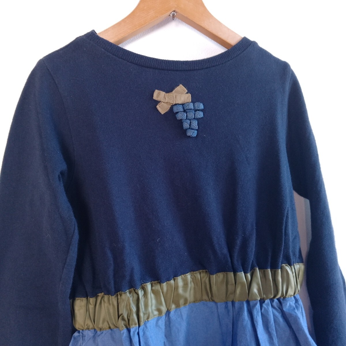 ファミリア秋のぶどうワンピース_画像2