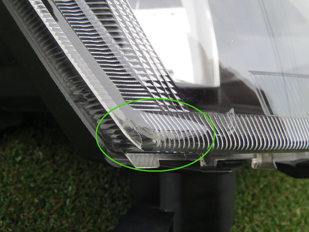 HE139 ミライース LA300S 後期 純正 右 ヘッドライト KOITO 100-51090 下部に極小キズあり 81110-B2721_画像5