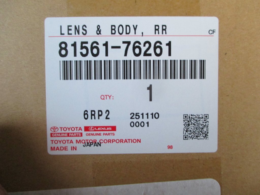 4477 LEXUS レクサス CT 後期 純正 左 テールランプ KOITO 76-31 ヒビあり 要画像確認! 81561-76261_画像9