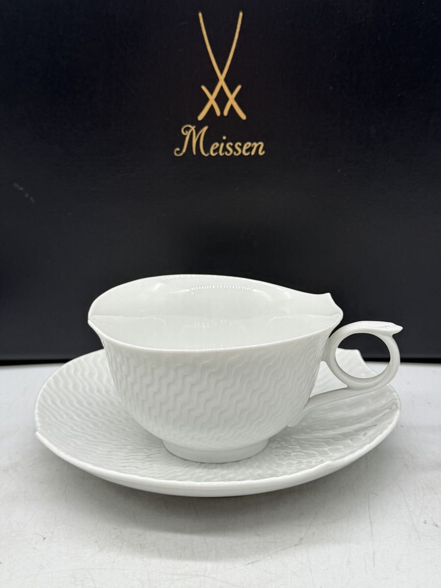 No.142【極美品・箱付】Meissen マイセン Wei Relief ホワイトレリーフ カップ&ソーサー 6客セット 廃盤 希少 人気シリーズ 波の戯れ_画像3