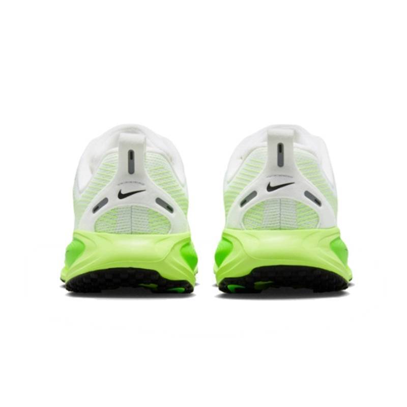 24.5㎝ ナイキ ボメロ 18 GS HQ2157-101 NIKE VOMERO 18 (GS) ランニング ジョギング 子供 キッズ 子供用 女性 女性用_画像3