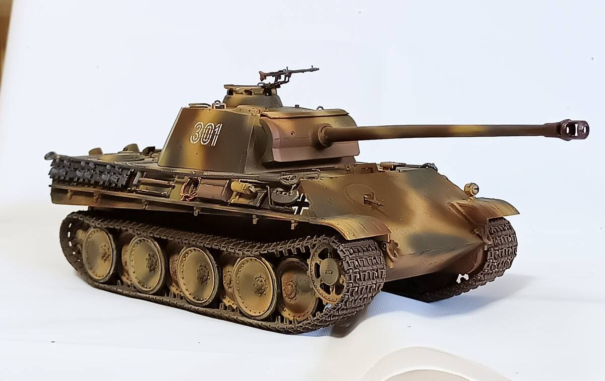 製作完成品■田宮　1/35 ドイツ　パンサーＧ・後期型　三色迷彩_画像1