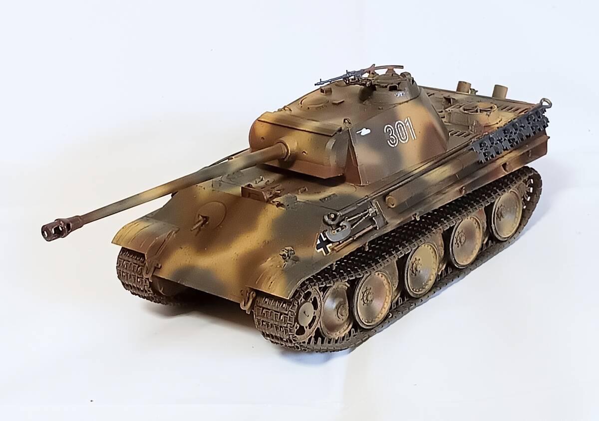製作完成品■田宮　1/35 ドイツ　パンサーＧ・後期型　三色迷彩_画像5