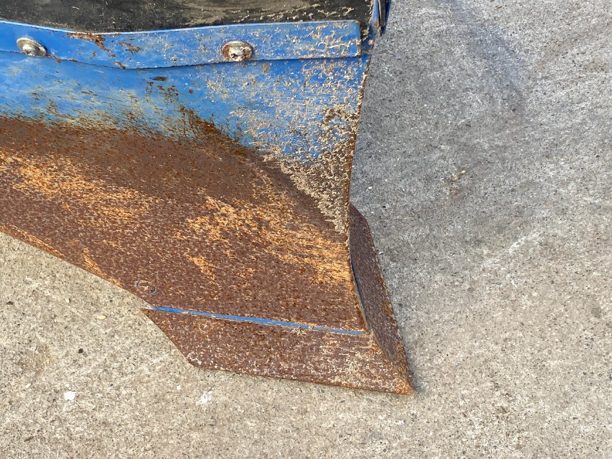 【滋賀発】 トラクター　ヰセキカラー　培土機　畝立て　培土器　金具付き　アタッチメント　_画像4