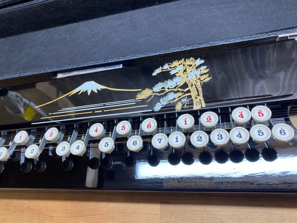  Taisho koto гора Фудзи . Sakura. оборудование орнамент 13 струна Koga . мужчина 