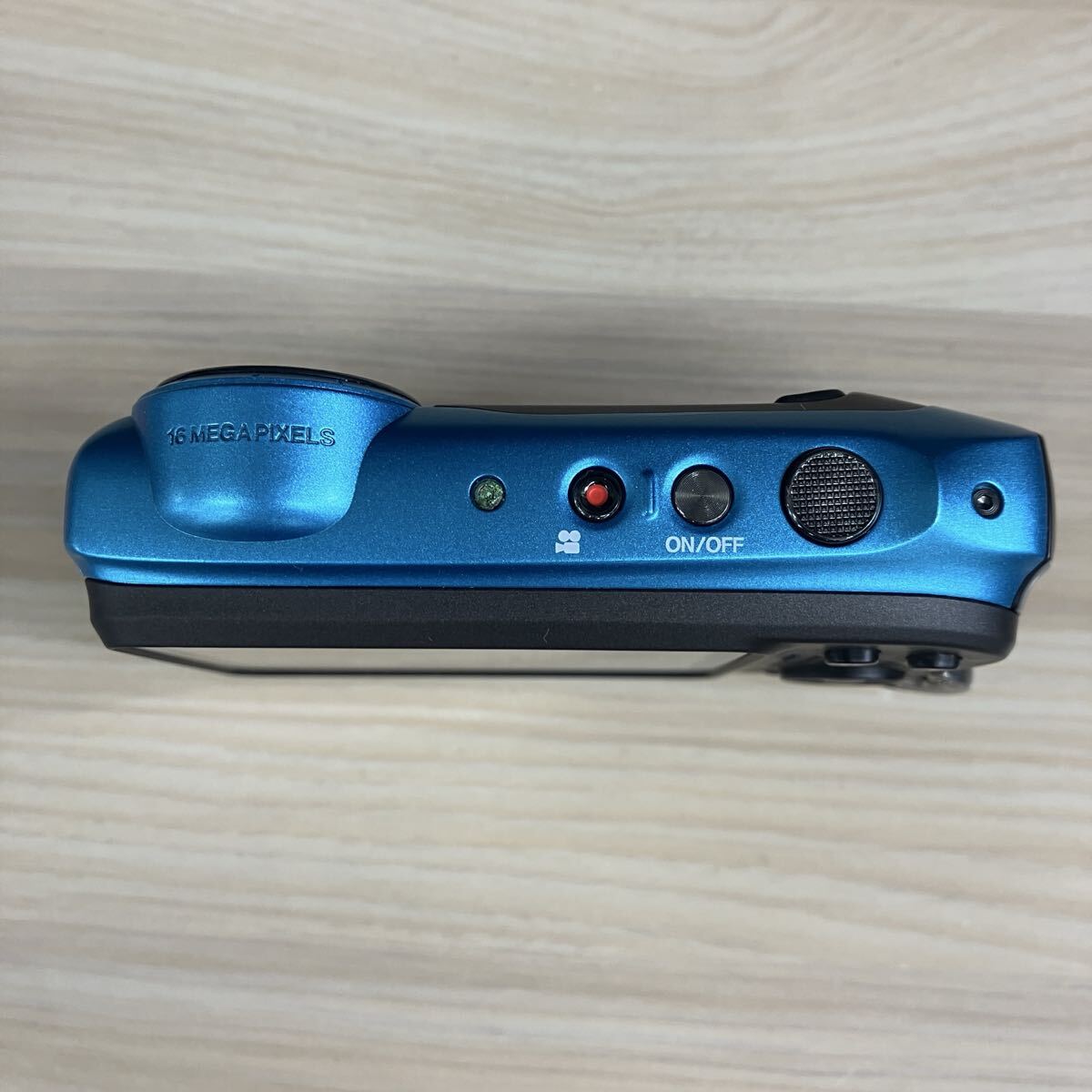 □【売り切り】FUJIFILM 富士フィルム FinePix ファインピクス XP140 コンパクトデジタルカメラ 5×WIDE 耐衝撃 防水 4K 動作確認済み_画像6