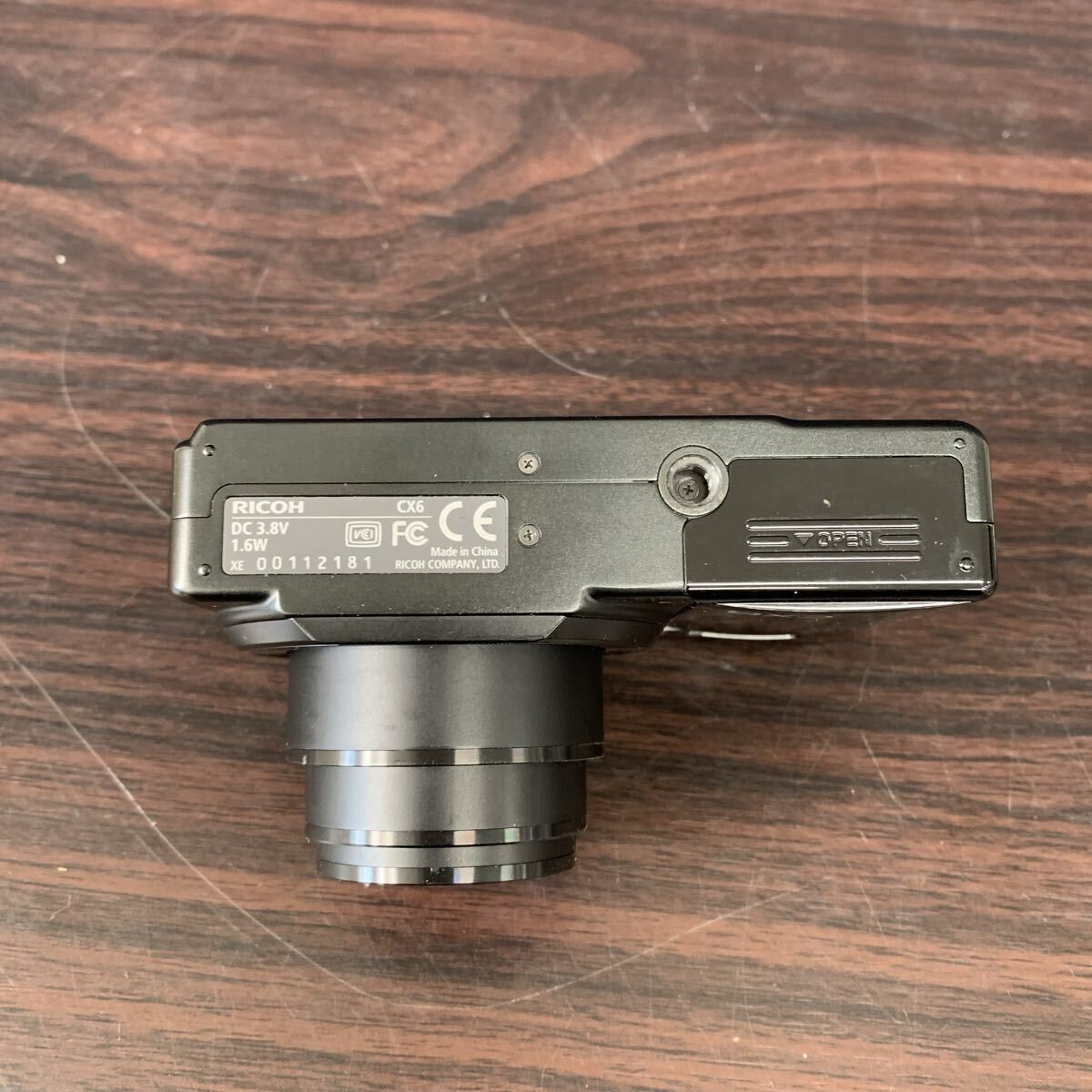 ●【売り切り】RICOH リコー コンパクトデジタルカメラ CX6 ブラック10.7× f=4.9-52.5mm 1:3.5-5.6 バッテリー３点付属 動作確認済み_画像7