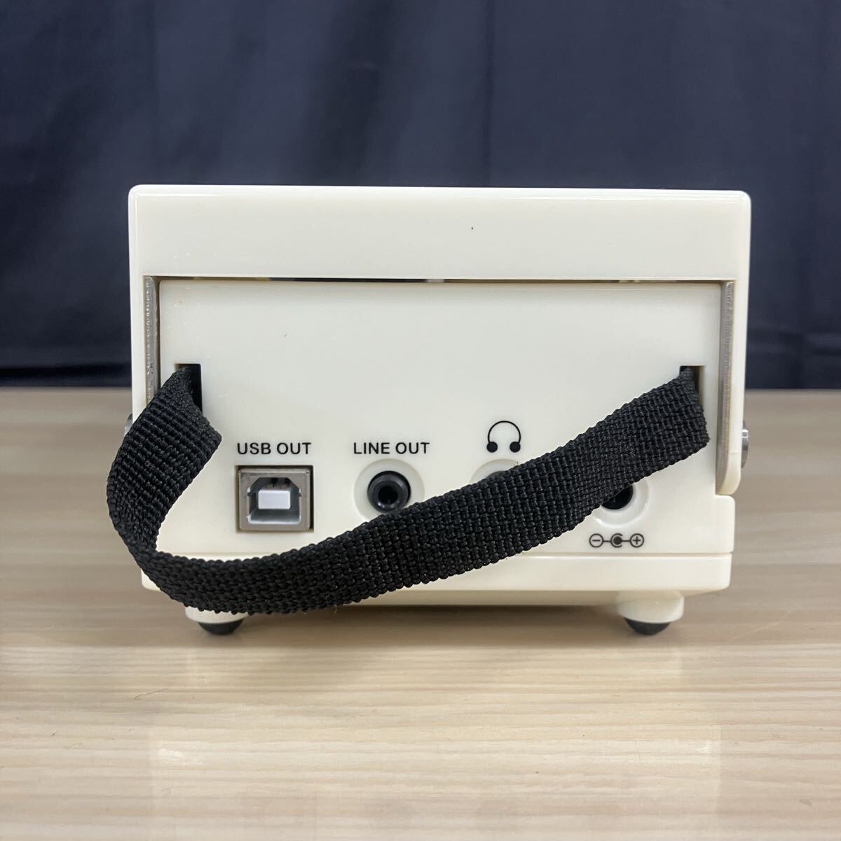 ●【売り切り】CROSLEY クロスレイ ポータブルレコードプレーヤー CR6002A オーディオ機器 音出し確認済み_画像3