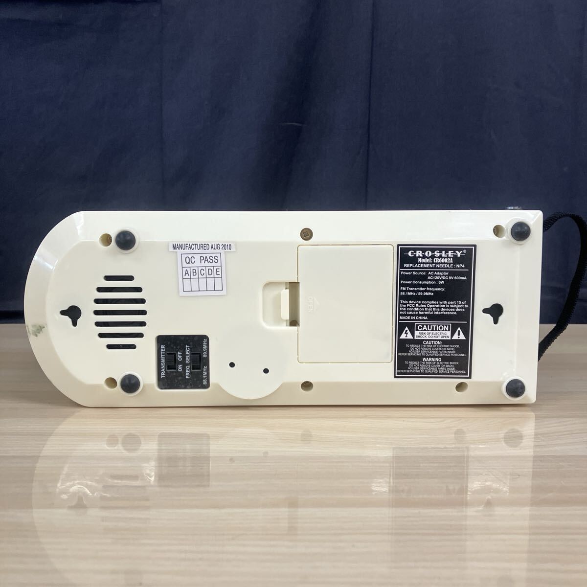 ●【売り切り】CROSLEY クロスレイ ポータブルレコードプレーヤー CR6002A オーディオ機器 音出し確認済み_画像6