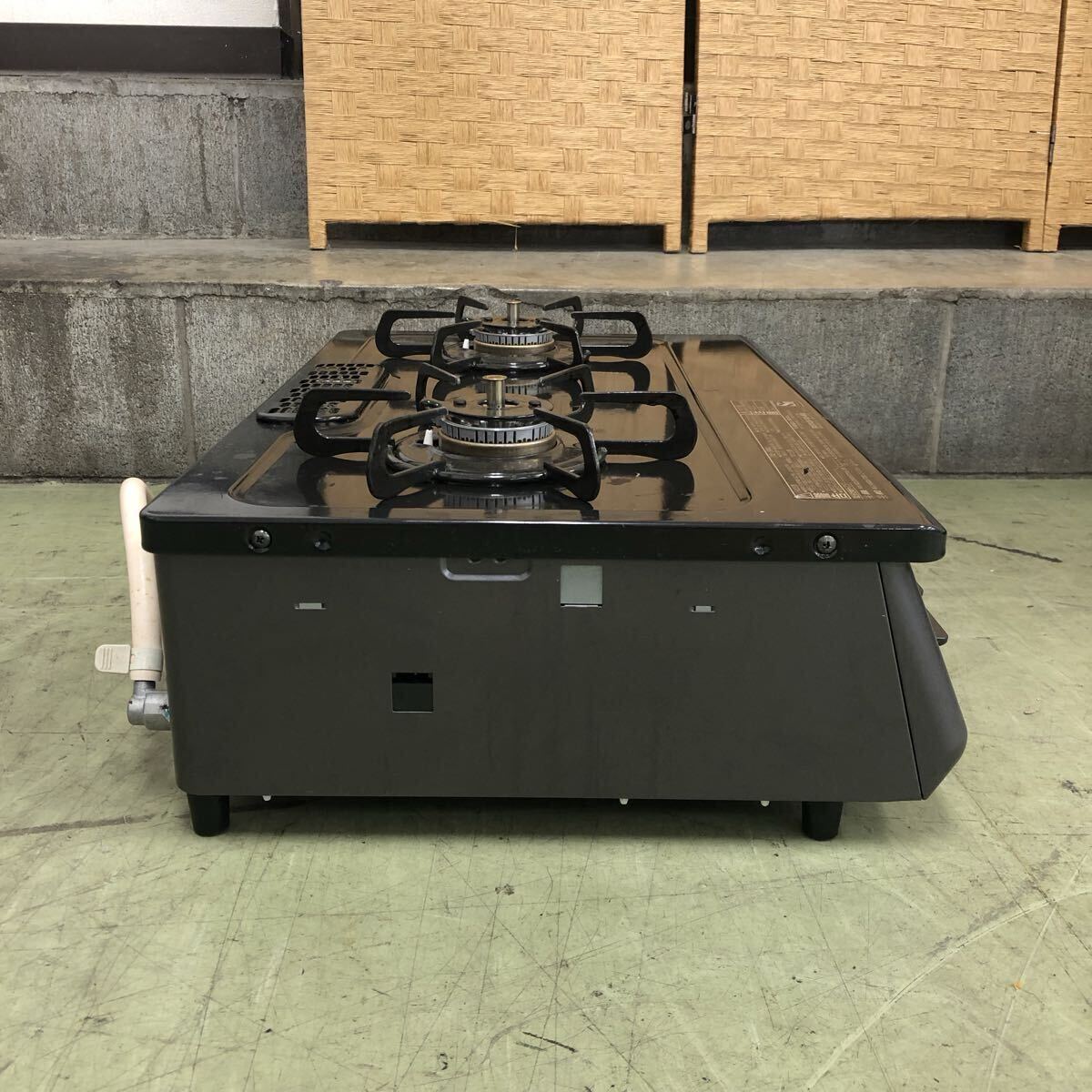 ●【売り切り】 2024年製！Paloma パロマ ガステーブルコンロ IC-S89K-L 都市ガス用 単1形乾電池 キッチン家電 ブラック 簡易動作確認済み_画像3