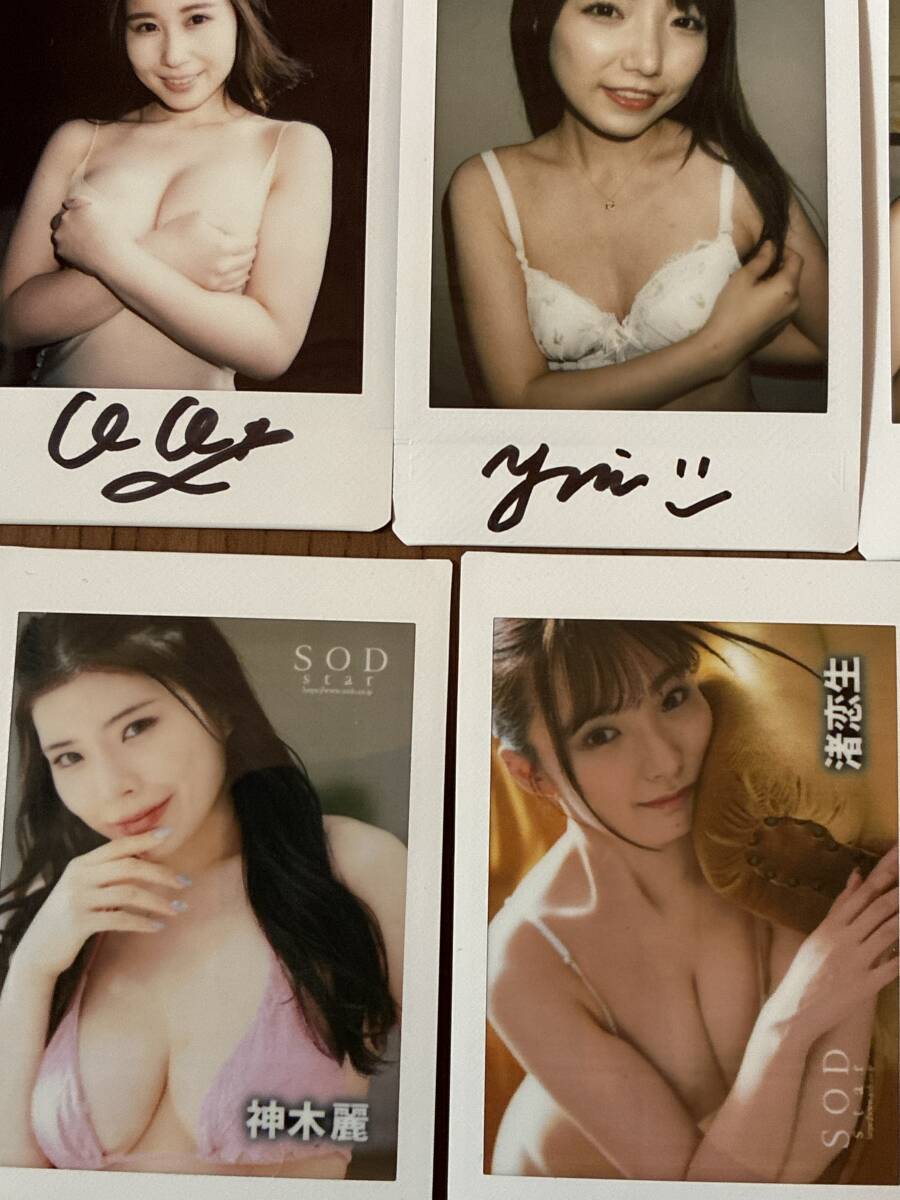  маленький остров ... небо море .... дерево .. река .... бог дерево красота .. сырой подписан Cheki Cheki 17 листов 