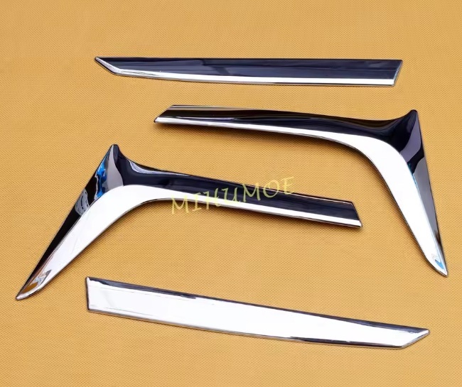 新品　未使用品　レクサス用　クローム　リアライト　カバー　テールライトトリム　2019-2024　ux200　ux250h　ux300e_画像2