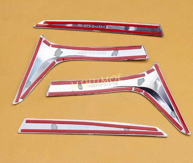 新品　未使用品　レクサス用　クローム　リアライト　カバー　テールライトトリム　2019-2024　ux200　ux250h　ux300e_画像3