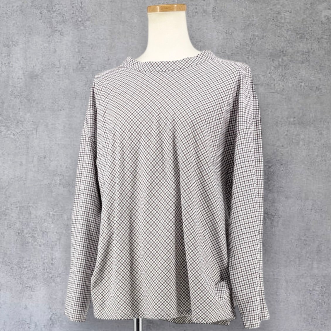 Leilian レリアン 長袖 チェック柄 アシメ スタンドカラー タック プルオーバー ブラウス トップス 薄手 13+ LL相当 白×紫×グレー 日本製_画像1