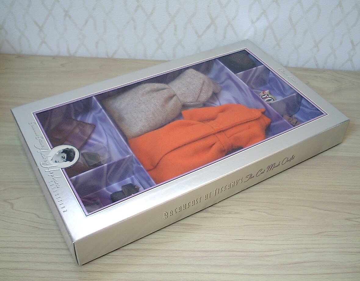 MATTEL*バービー*Classic Edition*オードリー ヘップバーンコレクション*ティファニーで朝食を◇◆＊The Cat Mask Outfit＊◆◇着替服*新品_画像9