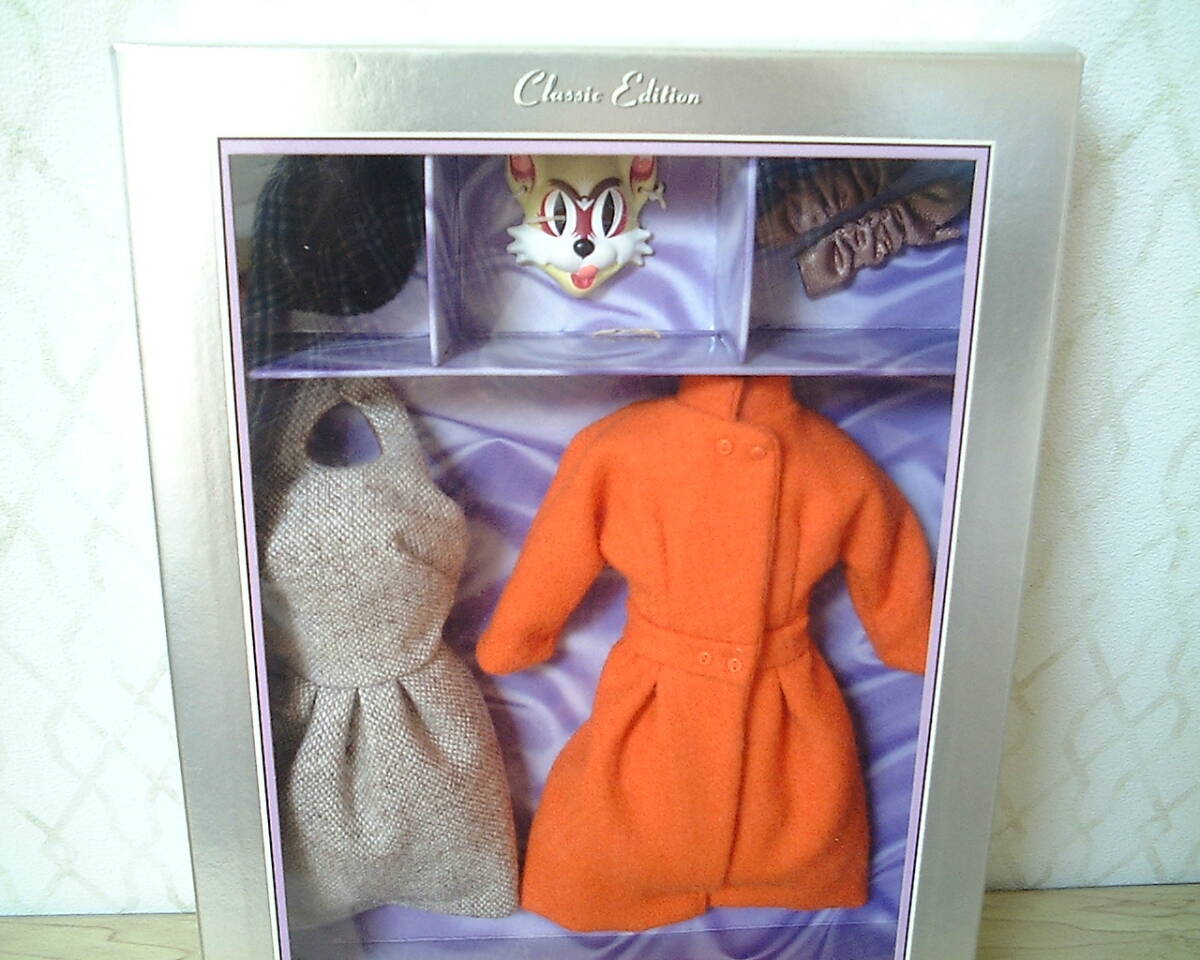 MATTEL*バービー*Classic Edition*オードリー ヘップバーンコレクション*ティファニーで朝食を◇◆＊The Cat Mask Outfit＊◆◇着替服*新品_画像4