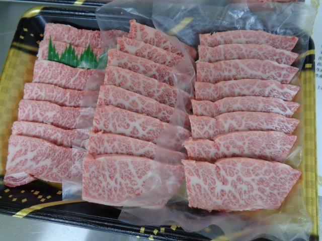 ふらの和牛A5牝 超特友バラの特上カルビ 1,5kg (86)_画像2